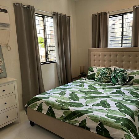 Home Away From Home. Bacolod Exterior foto