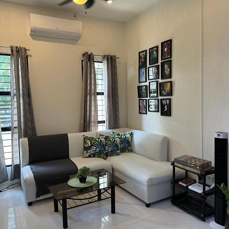 Home Away From Home. Bacolod Exterior foto